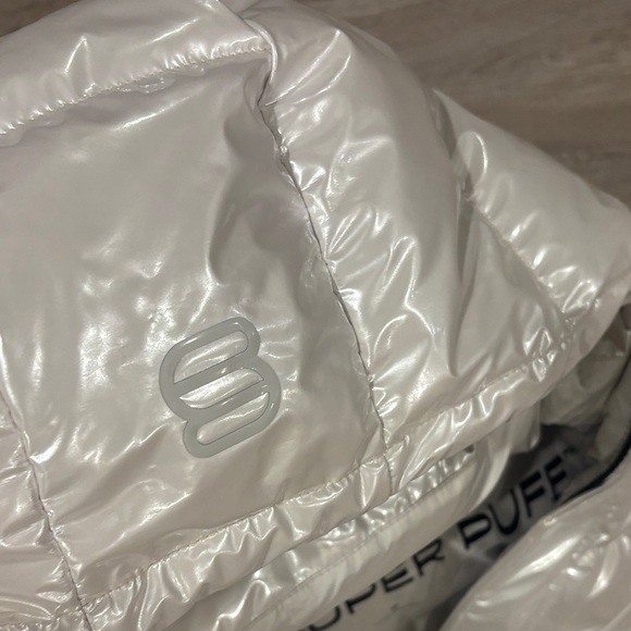 The Super Puff Shorty - Picture 11 of 12